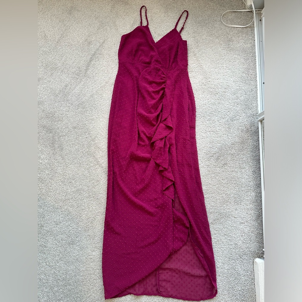 BRAND NEW Lulus Gown